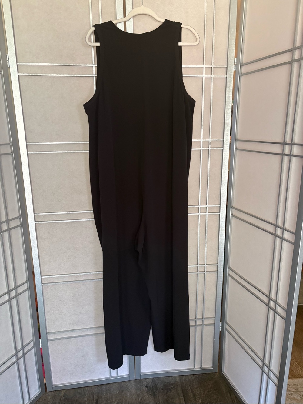 Universal Standard Black Sleeveless V-Neck Wide-Leg Jumpsuit - Picture 4 of 5